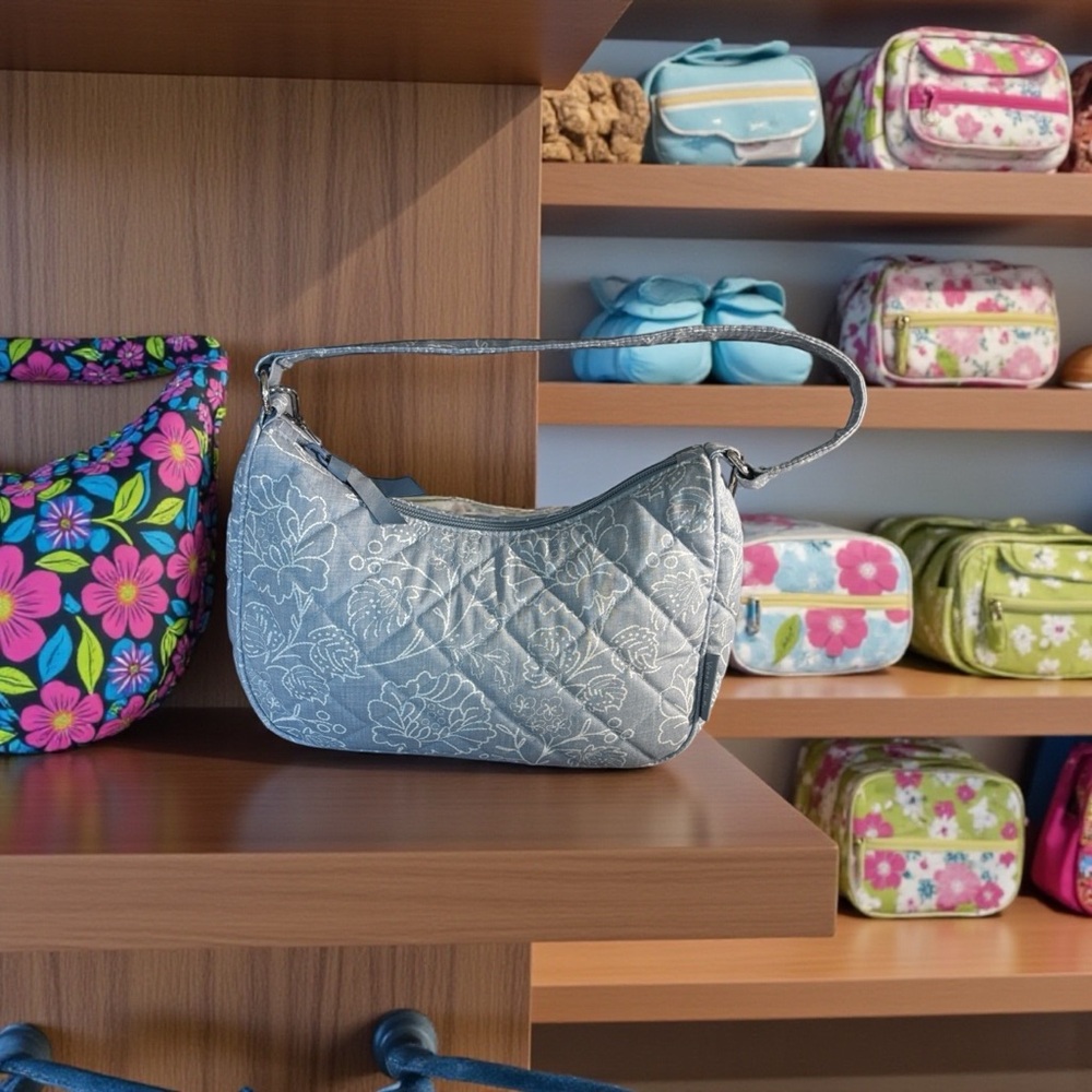 Vera Bradley woman’s cotton Fannie Crescent crossbody and satchel bag - Picture 3 of 4